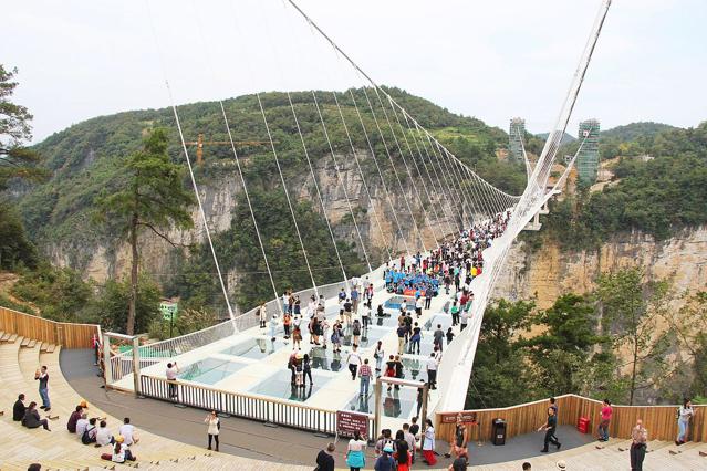 Zhangjiajie Glass Bridge